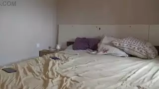 تريده بشدة ان ينيكها