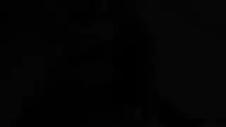 يقوم وحش ملتحي بتطبيق عقاب فموي ومهبلي متطرف