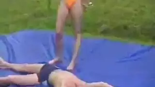 عاهرة سودانية فهيمة تحب القضيب الأسود الكبير في شريط جنسي صريح