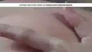 جلسة سكس مع حيوان: قضيب صلب طويل في الداخل