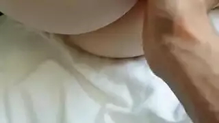 نيك عنيف وشرم في اليد وصراخ