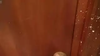 زوجة الحجاب العربية تفعل شيئا مجنونا رجال بوسها