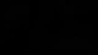 فتيات مثيرات يرتدين ملابس فاخرة يقدمن جلسة استمناء جماعية إباحية وهزة جماع شديدة