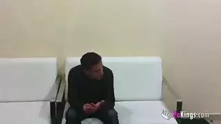 دكتور يغتصب المريضة حامل